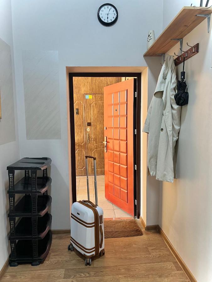 Hostel On Universytet Kiev Ngoại thất bức ảnh