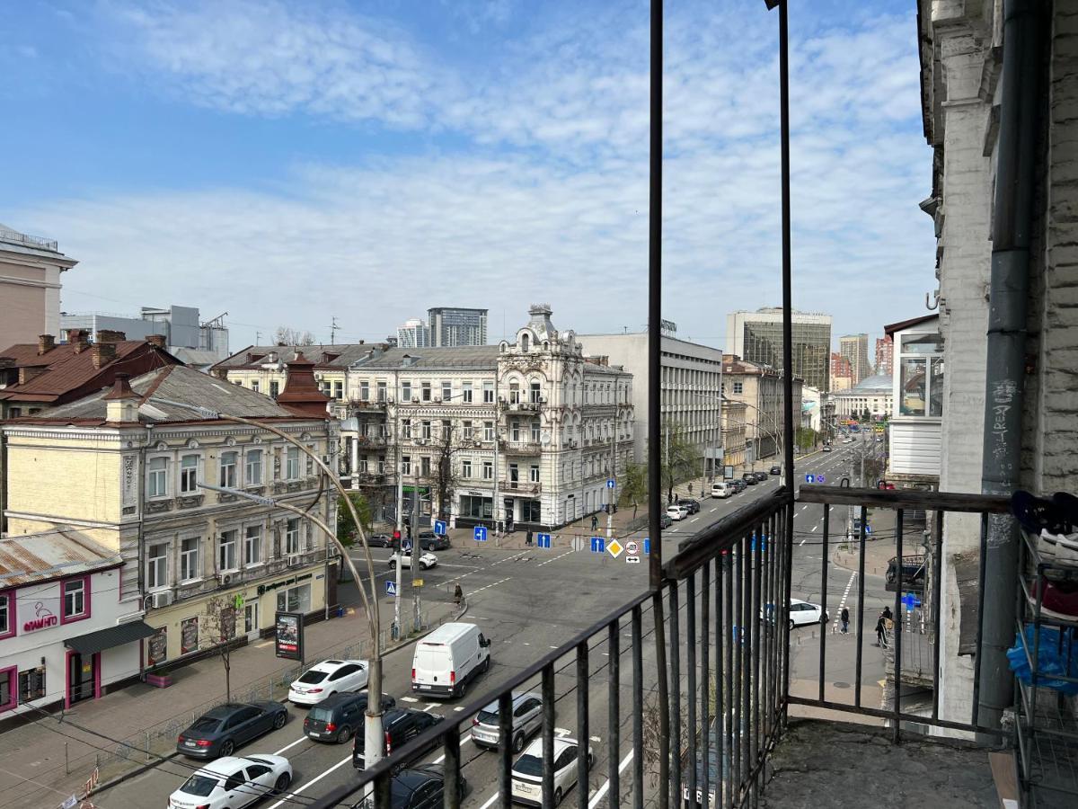 Hostel On Universytet Kiev Ngoại thất bức ảnh