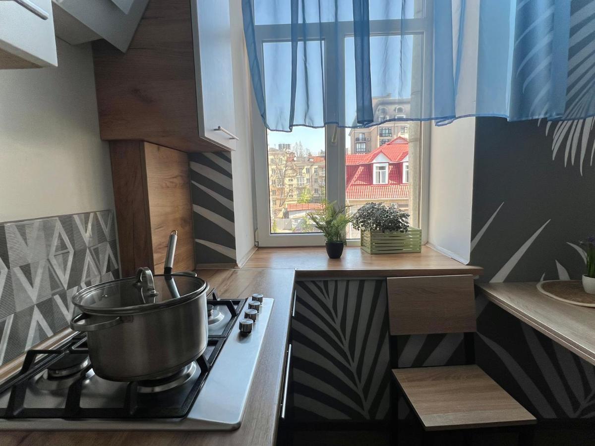 Hostel On Universytet Kiev Ngoại thất bức ảnh