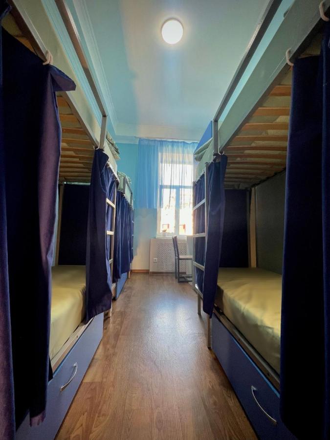 Hostel On Universytet Kiev Ngoại thất bức ảnh