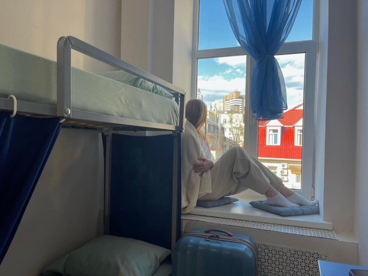 Hostel On Universytet Kiev Ngoại thất bức ảnh